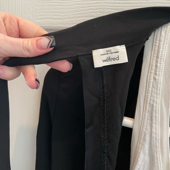 $75 NWT Black Wilfred Chatoyer tee shirt - Picture 4 of 9